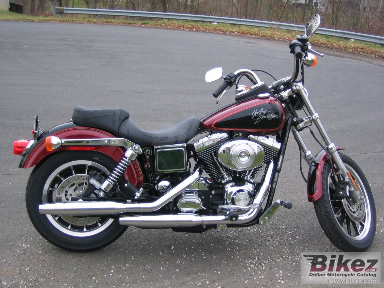 Big  fxdl dyna low rider picture and wallpaper from Bikez.com
